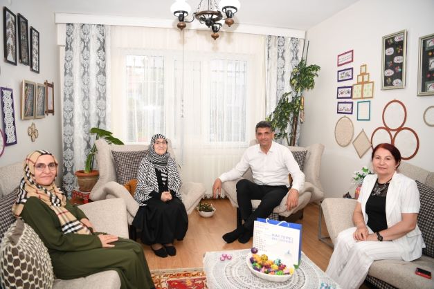 İnciser Teyze Gençlere En Güzel Örnek