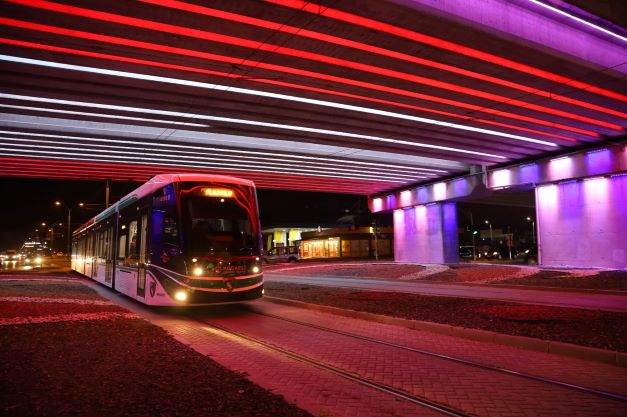 Tramvay Seferleri 01:30’a Kadar Uzatıldı