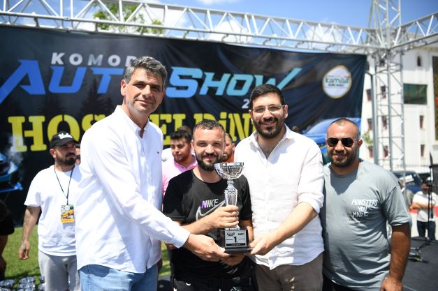 Kartepe'de Auto Show 2022 Renkli Geçti