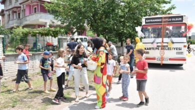 Kartepeli minikler bayram coşkusunu doyasıya yaşadılar