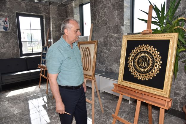 Kartepe'nin Altın Gençlerinin Yetenekleri Sergileniyor