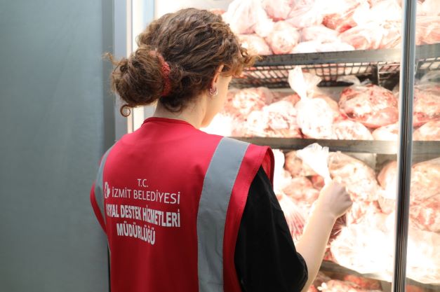 Kurban Bayramı’nda hayırseverlerden 1 buçuk ton et bağışı