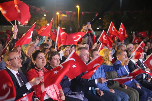 Temmuzdan Sonsuza Tek Yürek