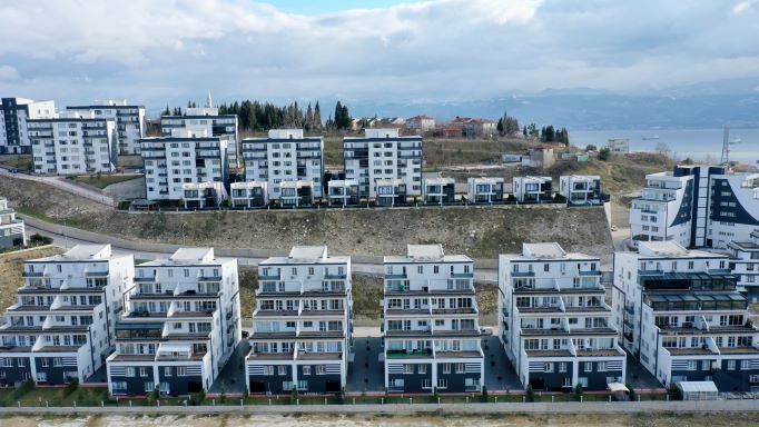 Vadi İzmit’te 12 adet taşınmaz satışa çıkıyor