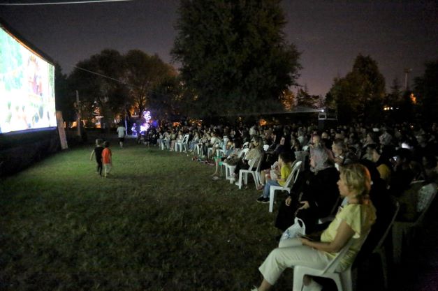 1000 Çocuk Açık Hava Sineması Keyfini Yaşadı