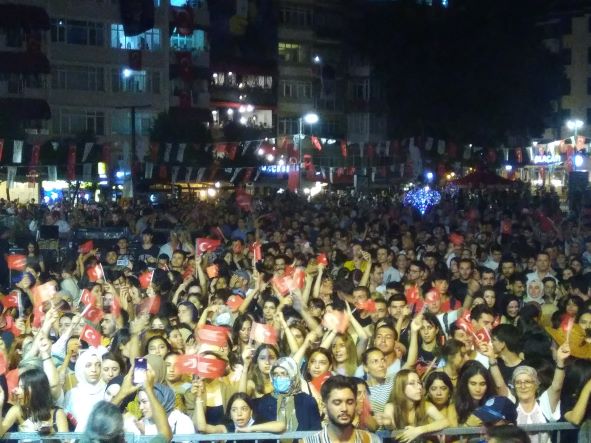 30 Ağustos Zafer Bayramı İzmit’te coşkuyla kutlandı