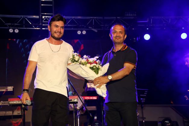 Dilovası’nda Ceceli rüzgârı esti