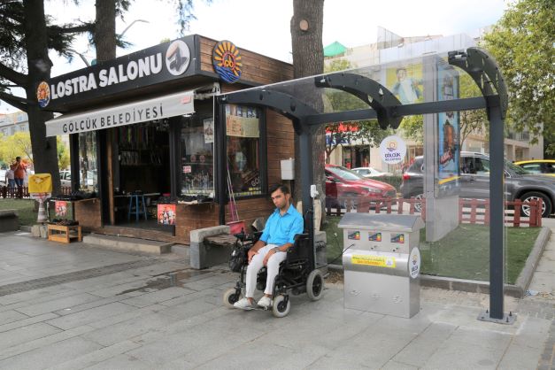 Engelsiz Kent Gölcük