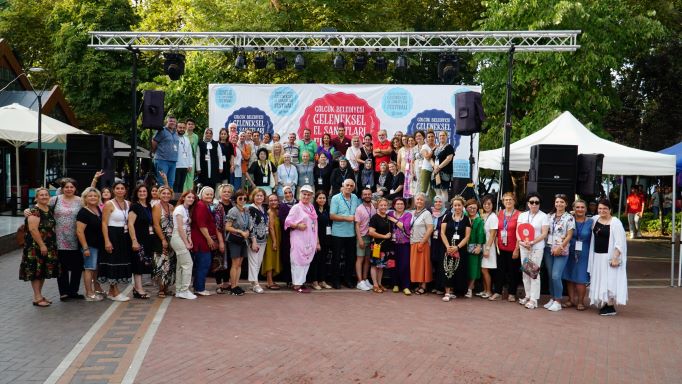 Gölcük Belediyesi El Sanatları Festivali Sona Erdi