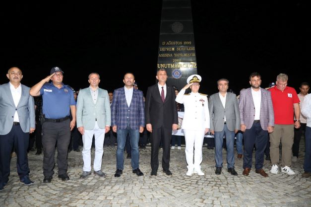 Gölcük Deprem Şehitleri 03.02’de Bir Kez Daha Anıldı