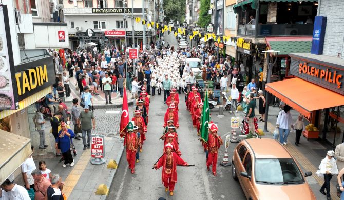 Gölcük'te Muhteşem Sünnet Şöleni