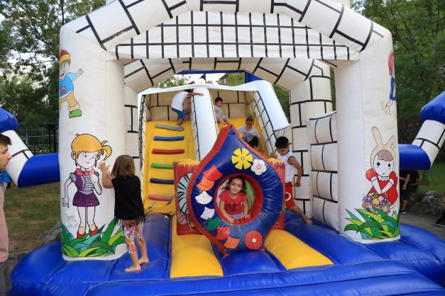 Haydi, çocuklar eğlenceye