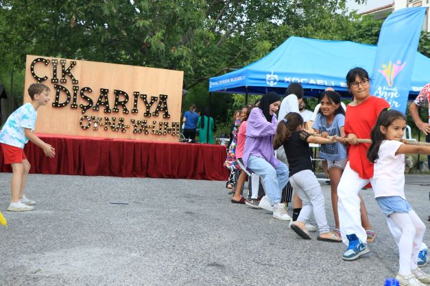 Haydi, çocuklar eğlenceye