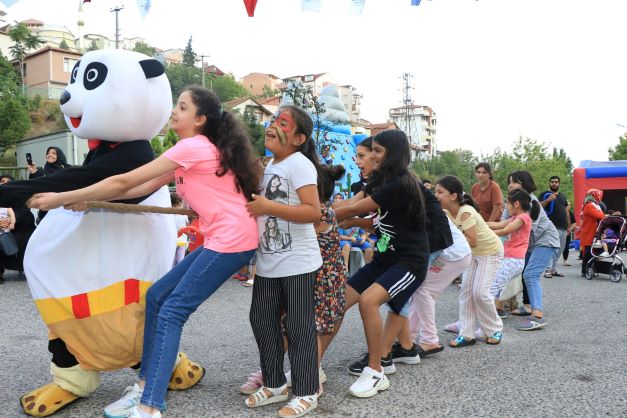 Haydi, çocuklar eğlenceye