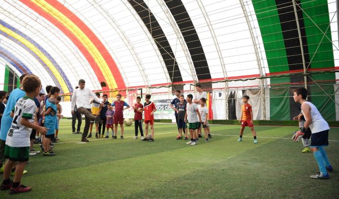 Kartepeli Miniklerin Dondumaları Başkan Amcalarından