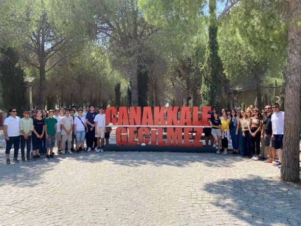 Kartepe'nin Gençleri Şanlı Tarihinin İzinde