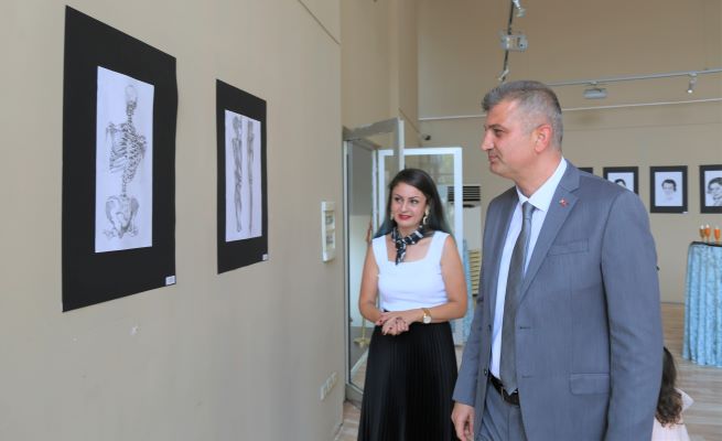 Resim Tutkusu Gölcük Belediyesi’nin Desteğiyle Sergiye Dönüştü