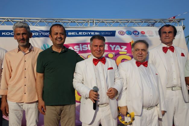 Yeşilçam Vokal Grubu, Başiskele’de 70’ler ruhunu tekrar yaşattı