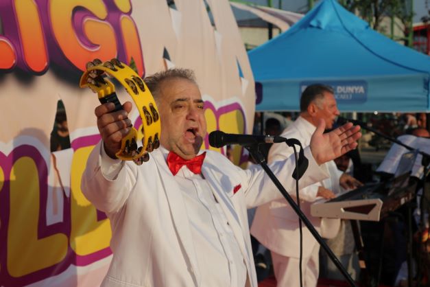 Yeşilçam Vokal Grubu, Başiskele’de 70’ler ruhunu tekrar yaşattı