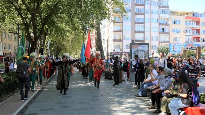 Cumhuriyet Bulvarı’nda mehter coşkusu