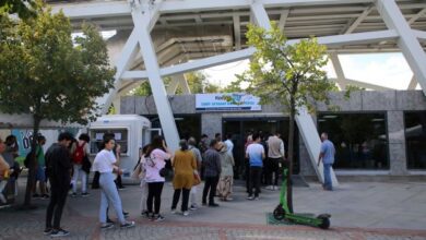 İzmit Seyahat Kartları Merkezi öğrencilerle dolup taşıyor