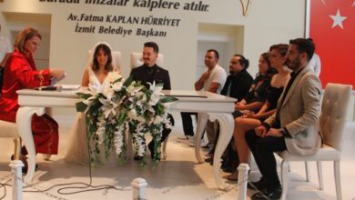 “Oğlum uzat ayağını”