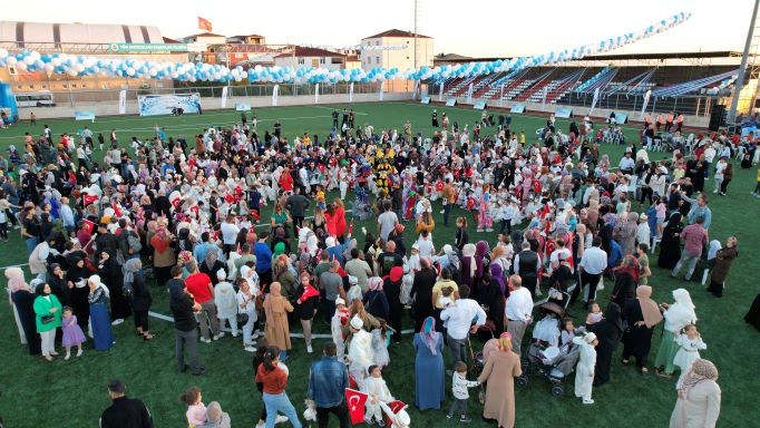 Polisan Holding’dan Dilovası’nda anlamlı şölen