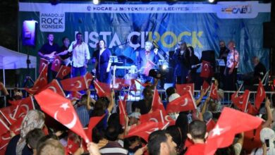 Usta Çı-Rock konseriyle geçmişe yolculuk yaptılar