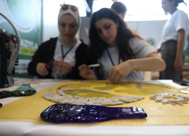 Daha fazla dünya için daha azıyla yetinelim