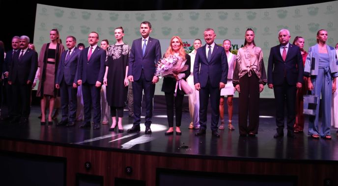 Daha fazla dünya için daha azıyla yetinelim