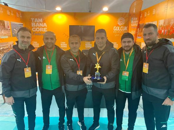 Gölcük Belediyesi “Genç Belediye” Ödülünü Kazandı