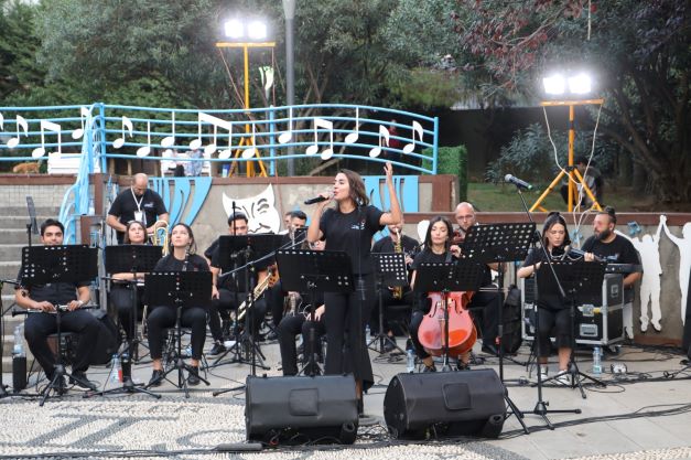 İzmitliler Kent Orkestrası İle Hafta Sonunu Coşkulu Bir Konserle Yaşadılar