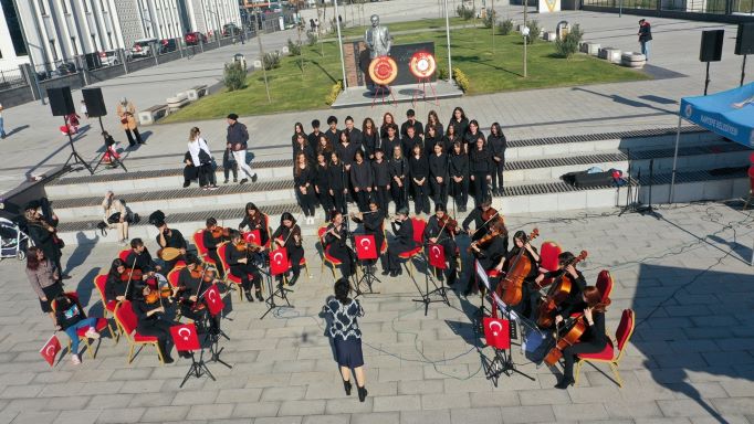 KARTEPE’DE 29 EKİM COŞKUSU