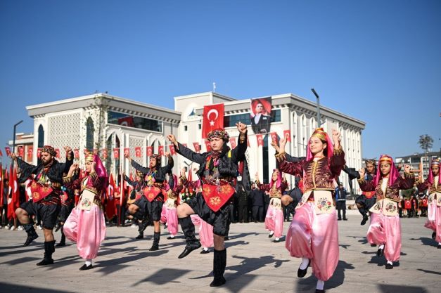 KARTEPE’DE 29 EKİM COŞKUSU