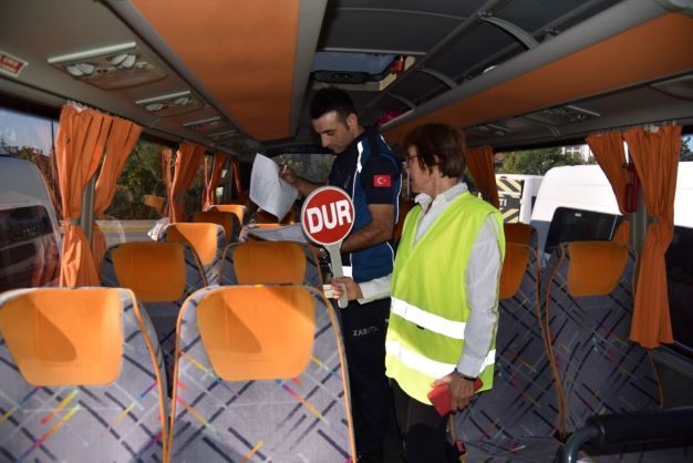 Kartepe'de Ögrenci Servisleri Güvenli