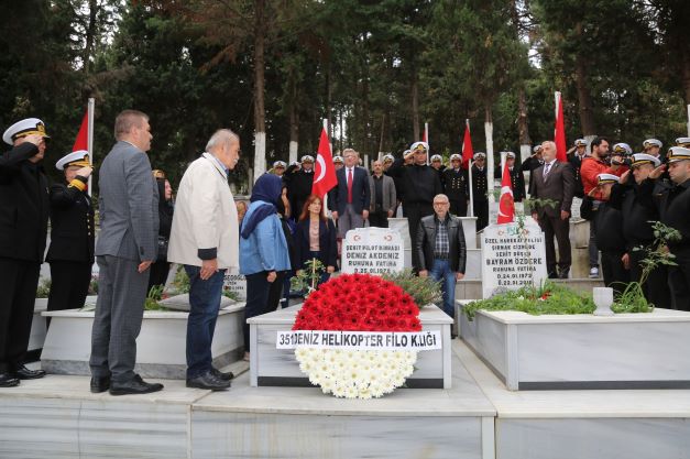 Şehit Deniz Akdeniz Kabri Başında Dualarla Anıldı