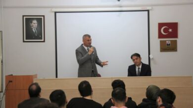 Başkan Sezer, Üniversite Öğrencileri İle Tecrübelerini Paylaştı