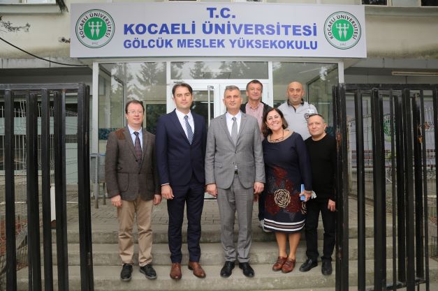 Başkan Sezer, Üniversite Öğrencileri İle Tecrübelerini Paylaştı