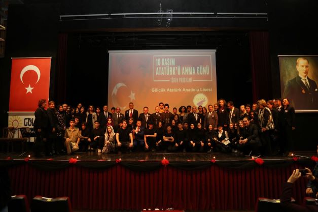 GAZİ MUSTAFA KEMAL ATATÜRK GÖLCÜK’TE TÖRENLE ANILDI