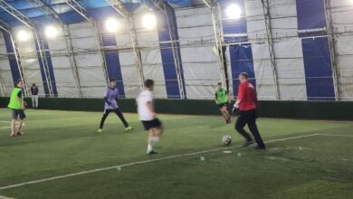 Gençlerin davetini geri çevirmedi