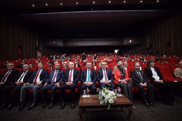 İzmit Körfezi’nde hedef sağlıklı ekosistem