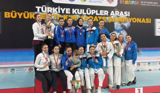 Kağıtspor Karate Erkek-Bayan Takımları Türkiye Şampiyonu oldu