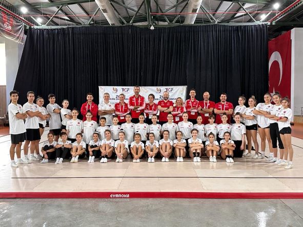 Kocaelili milli takım sporcuları Balkan Oyunları’ndan şampiyonlukla döndü