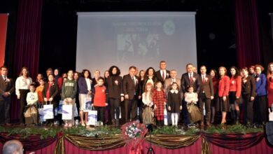 Öğretmenler Günü Gölcük’te Törenle Kutlandı