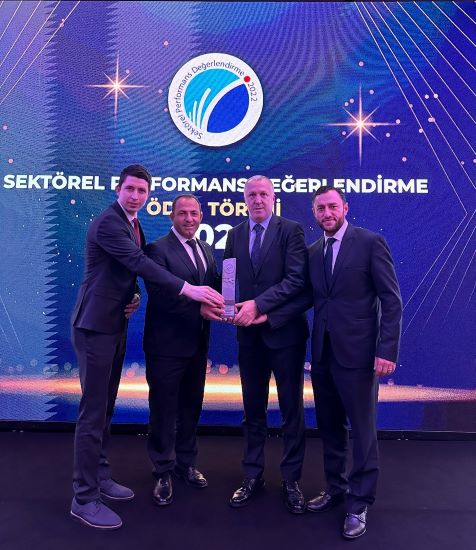 Motorlu Taşıt Servis Sanayide BOİ Ödülünü Kocaeli Kaya Otomotiv Aldı!