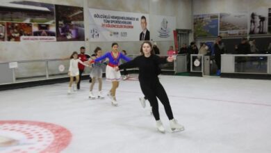 Gölcük Buz Pisti Yeni Sezon İçin Hizmete Açıldı