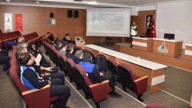 Kartepe Belediyesi'nde Personele Trafik Eğitimi