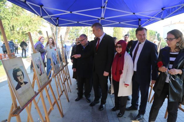 Türk kadınına seçme ve seçilme hakkı verilişinin 88. yılı Gölcük'te kutlandı