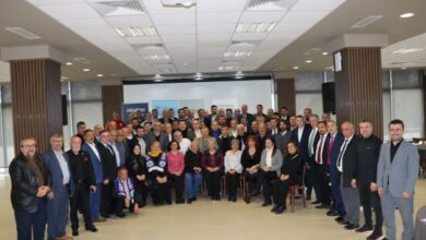 81 hemşeri derneği Büyükşehir’in çalıştayında buluştu