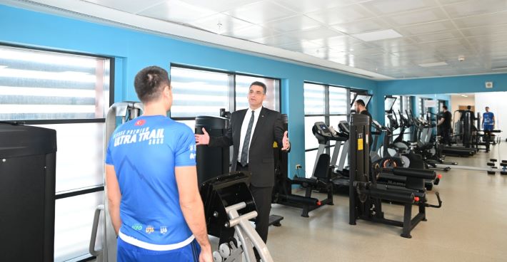 Kartepe'de Havuzdan 6500 Kişi Faydalandı